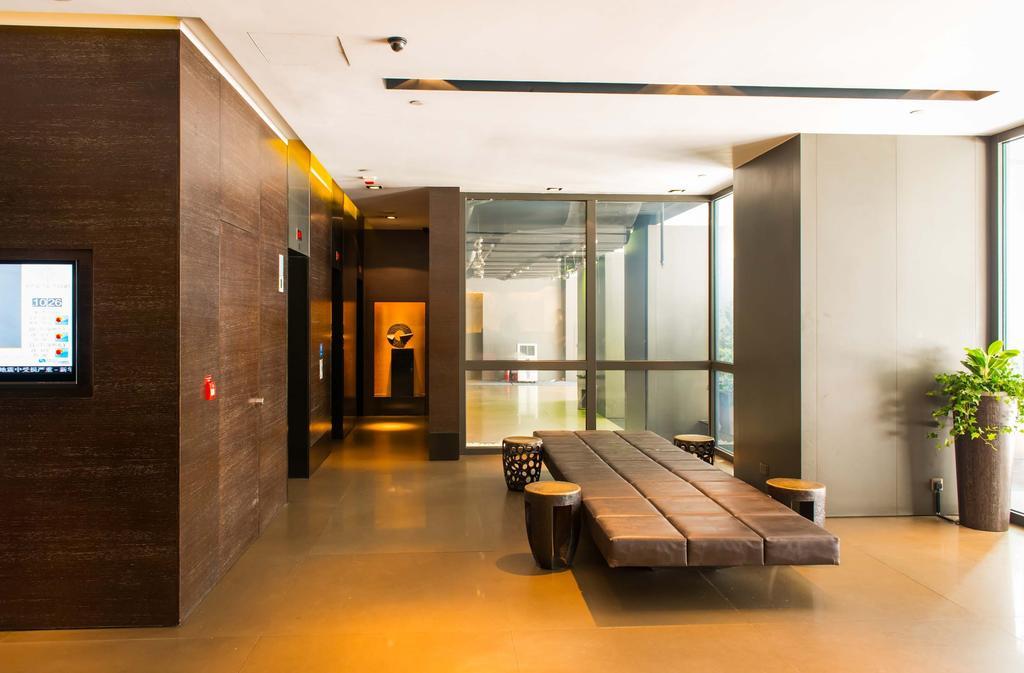 Empire Hotel Causeway Bay Гонконг Экстерьер фото