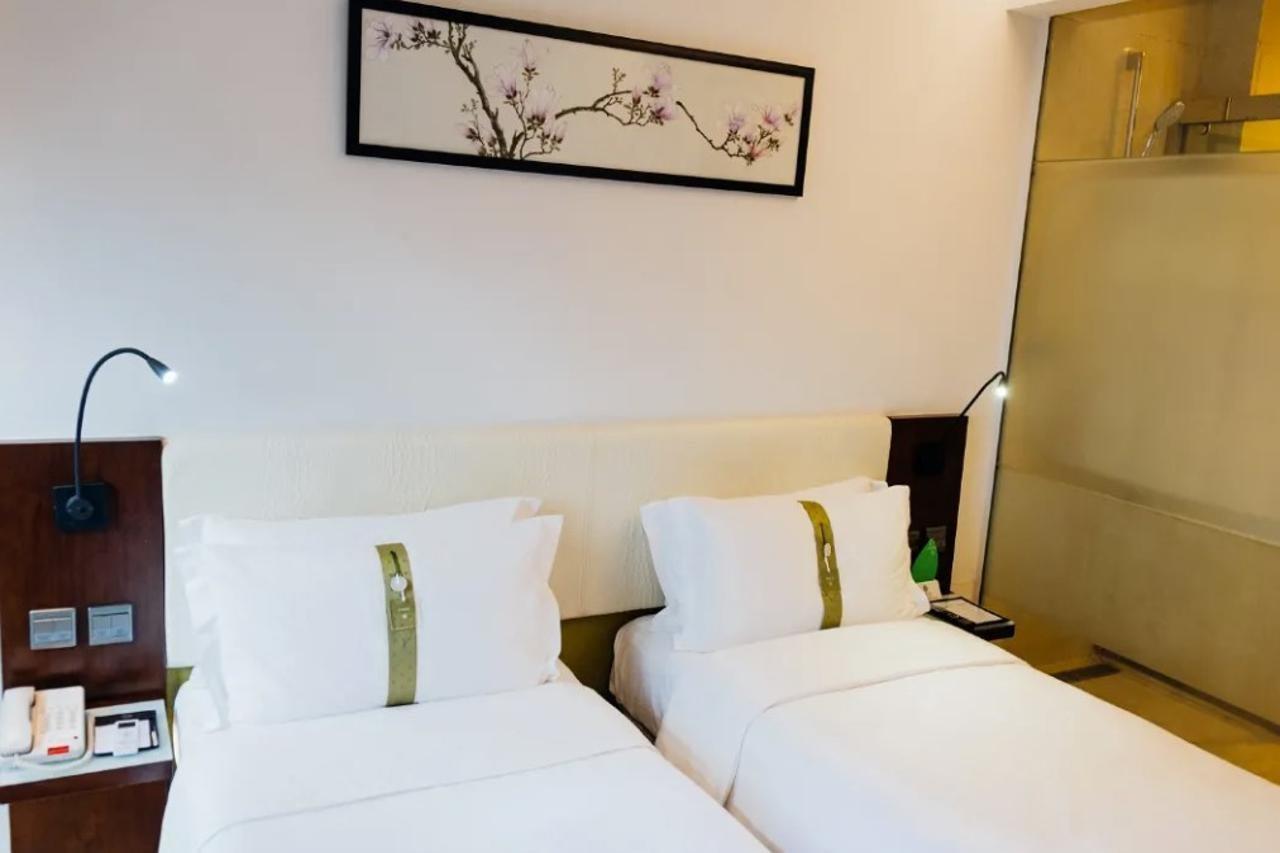 Empire Hotel Causeway Bay Гонконг Экстерьер фото