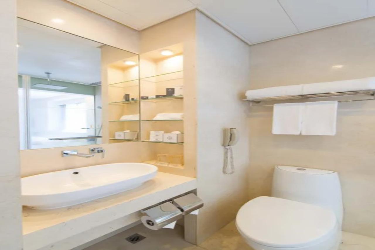 Empire Hotel Causeway Bay Гонконг Экстерьер фото