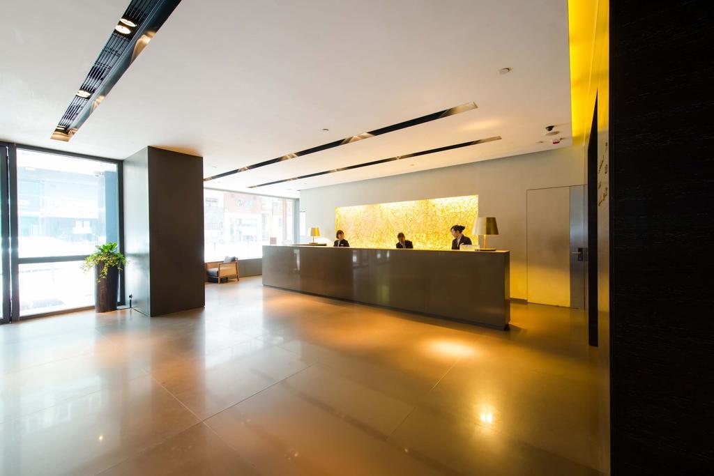 Empire Hotel Causeway Bay Гонконг Экстерьер фото