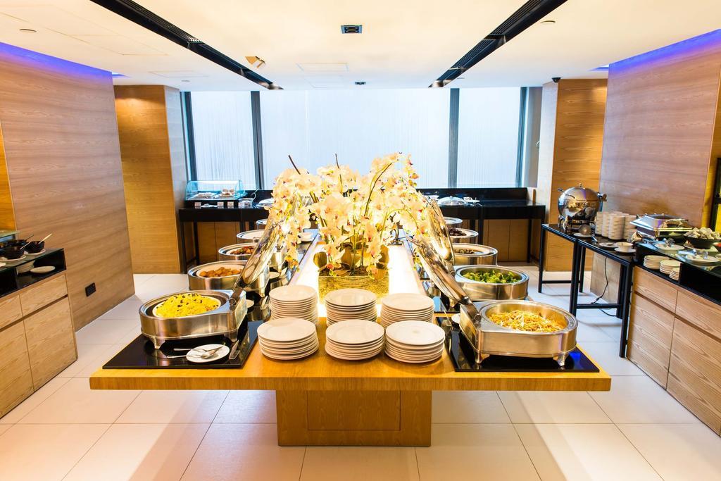 Empire Hotel Causeway Bay Гонконг Экстерьер фото