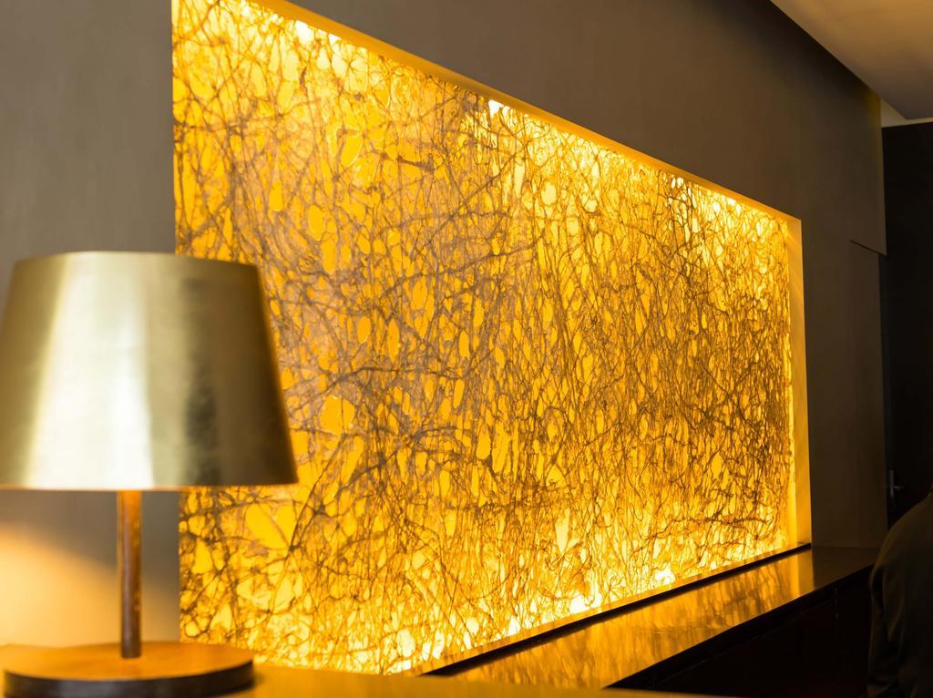 Empire Hotel Causeway Bay Гонконг Экстерьер фото