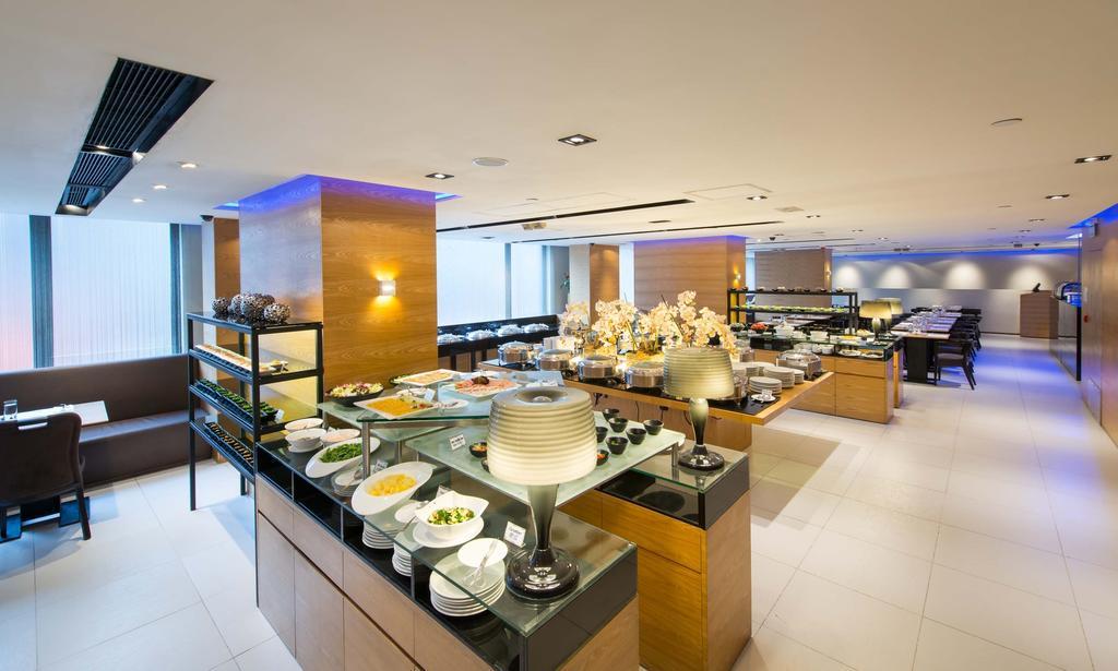 Empire Hotel Causeway Bay Гонконг Экстерьер фото
