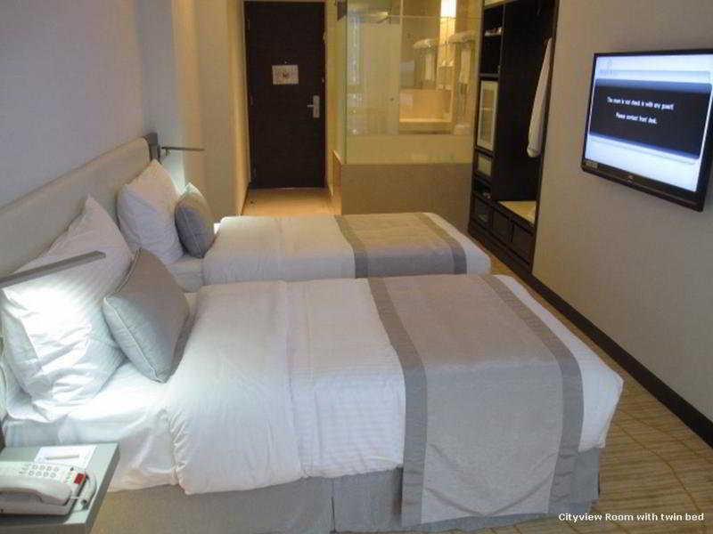 Empire Hotel Causeway Bay Гонконг Экстерьер фото