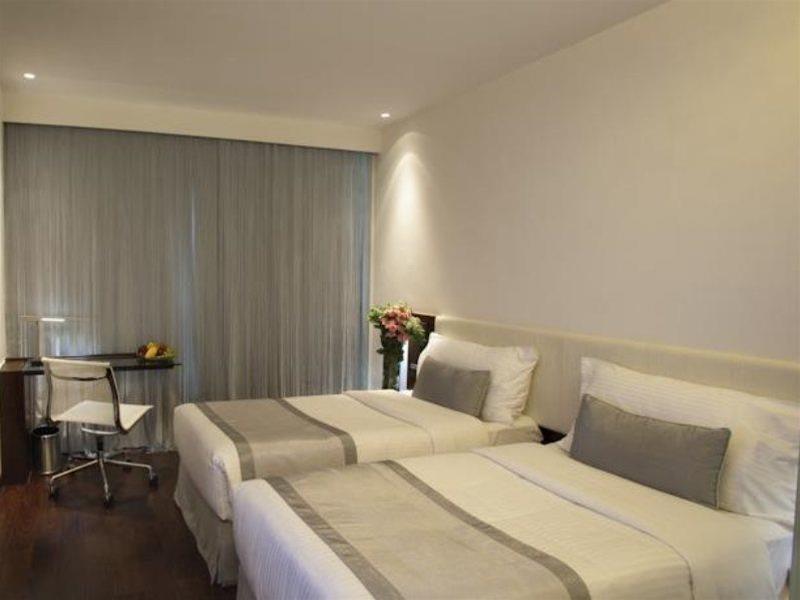 Empire Hotel Causeway Bay Гонконг Экстерьер фото