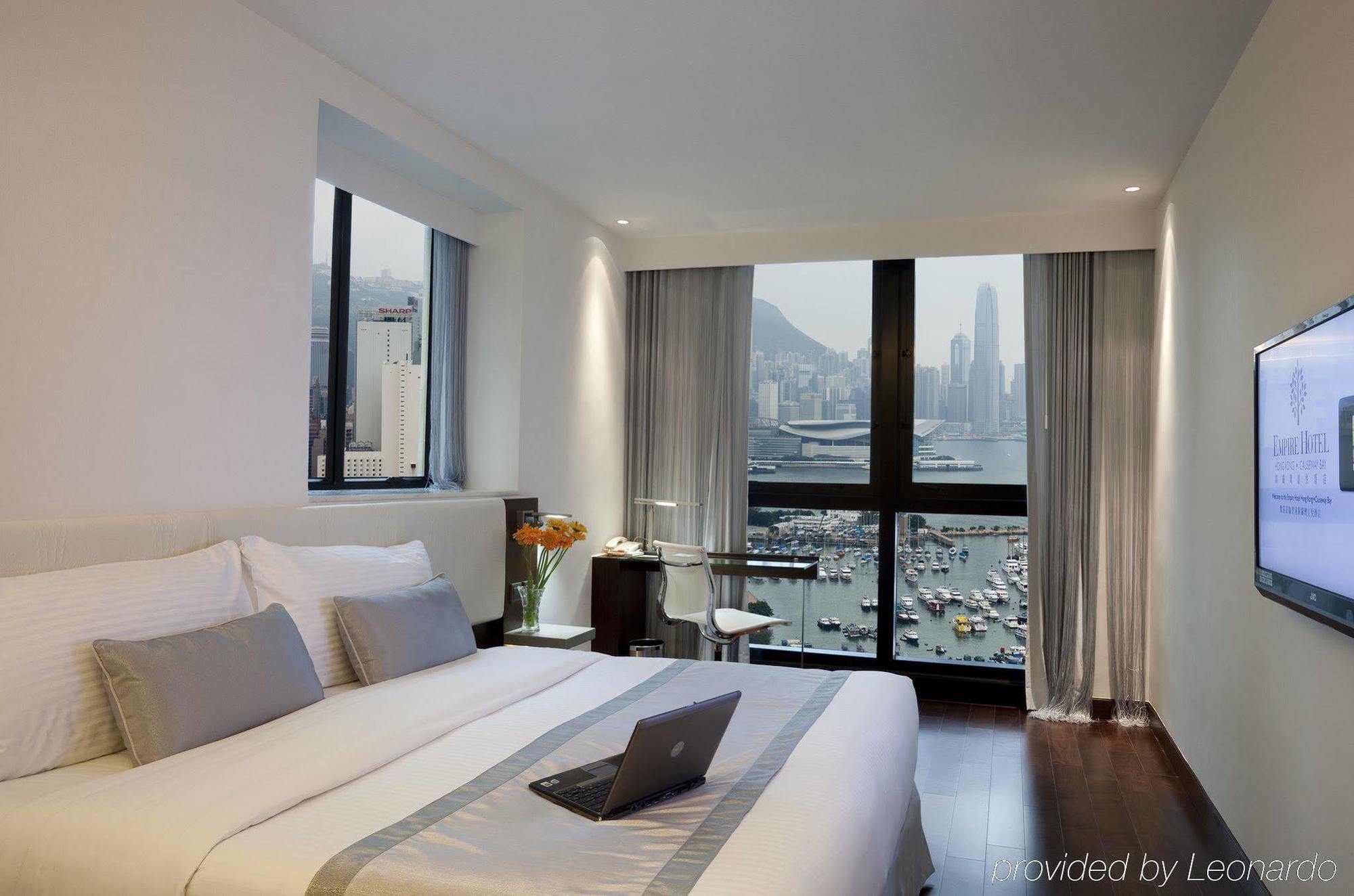 Empire Hotel Causeway Bay Гонконг Экстерьер фото